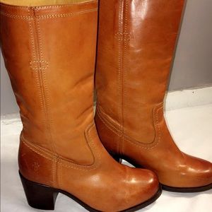 Frye Campus Boots